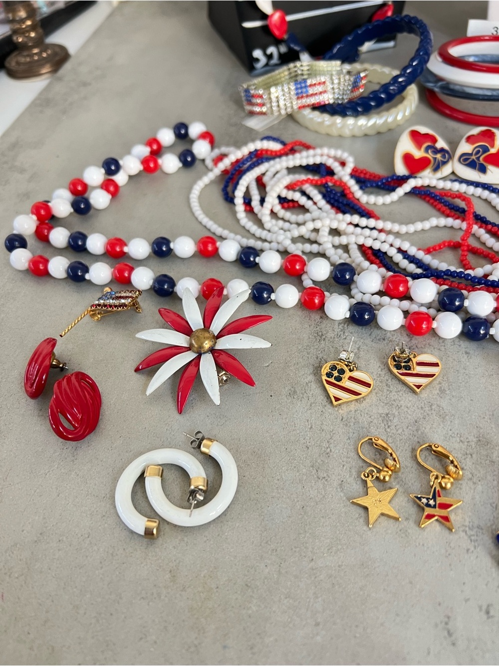 Vintage Patriotic Jewelry Lot 30 pieces - Picture 10 of 11